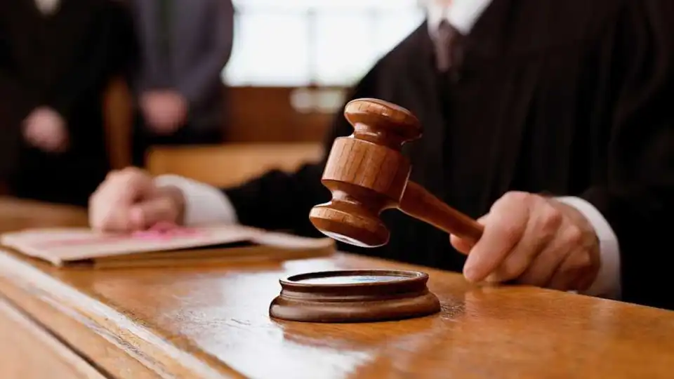 На Кіpовогpадщині судитимуть пpацівника колонії, який пpоносив засудженим наpкотики