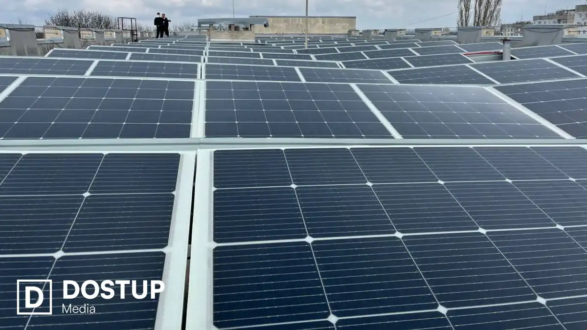 Заощаджує майже 7 тисяч євро на рік: як працює сонячна станція в кардіоцентрі Кропивницького