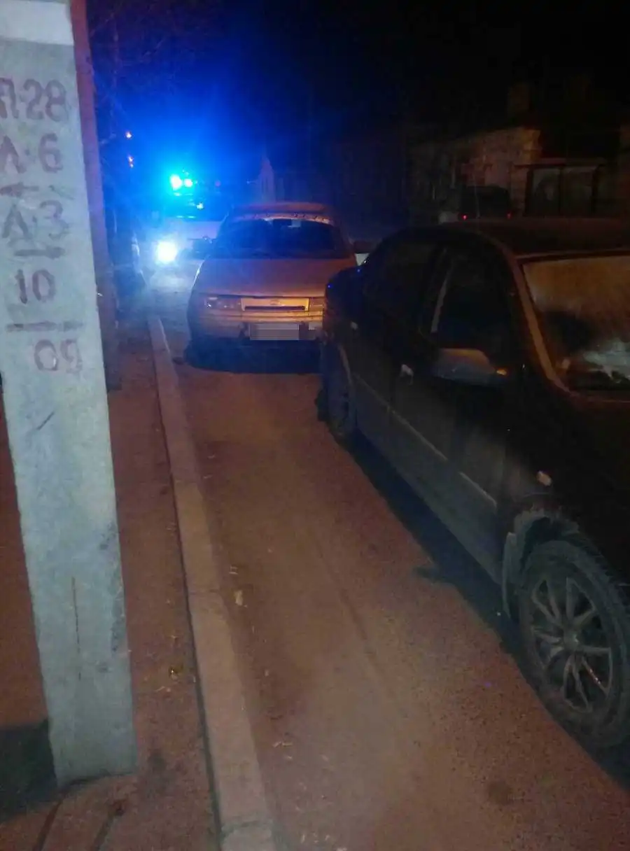 У Кропивницькому «ВАЗ» із причепом загальмував об легковий «Opel» (ФОТО)