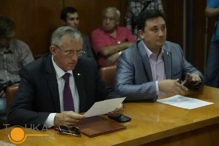 У Кіровограді традиційно підписали декларацію про чесні вибори (ФОТО, ВІДЕО)
