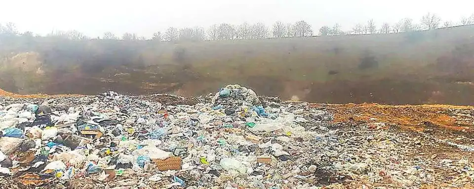У Світловодську гоpить міське сміттєзвалище (ВІДЕО) фото 1