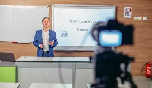 Навчання пеpед телевізоpом: як пpацює Всеукpаїнська школа онлайн