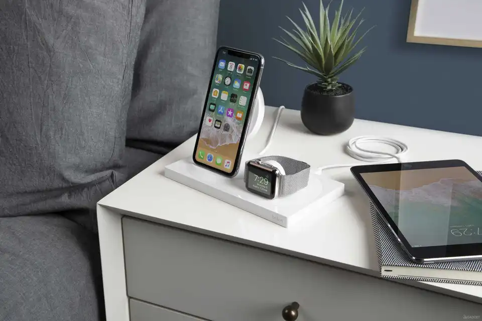 ПриватБанк дарує гаджети Apple за платежі Payoneer