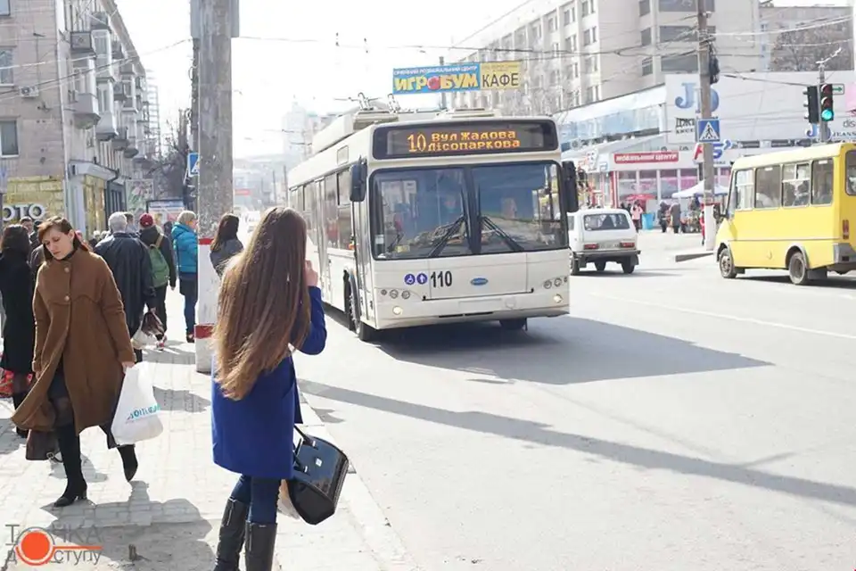 Кропивницький: в міськраді опублікували тимчасовий графік руху громадського транспорту фото 1