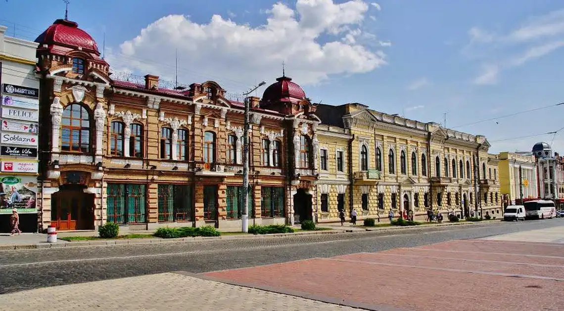 Спекотна агонія Кіровограда або Перші вихідні новонародженого Кропивницького фото 1