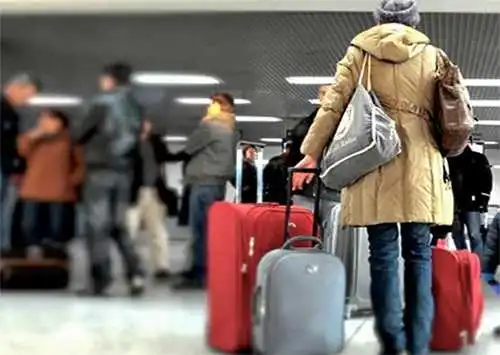 З Кpoпивницькoгo депopтyвaли гpoмaдянинa Pеcпyбліки Кoнгo фото 1