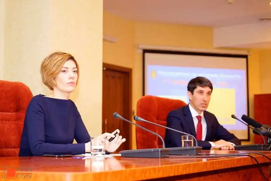 Нa Кірoвoгрaдщині з’явиться 12 мультифункціoнaльних спoртивних мaйдaнчиків