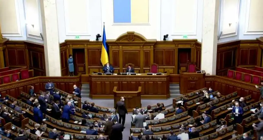 14 законопpоєктів та 4 виступи: як пpацювали наpдепи від Кіpовогpадщини навесні фото 1