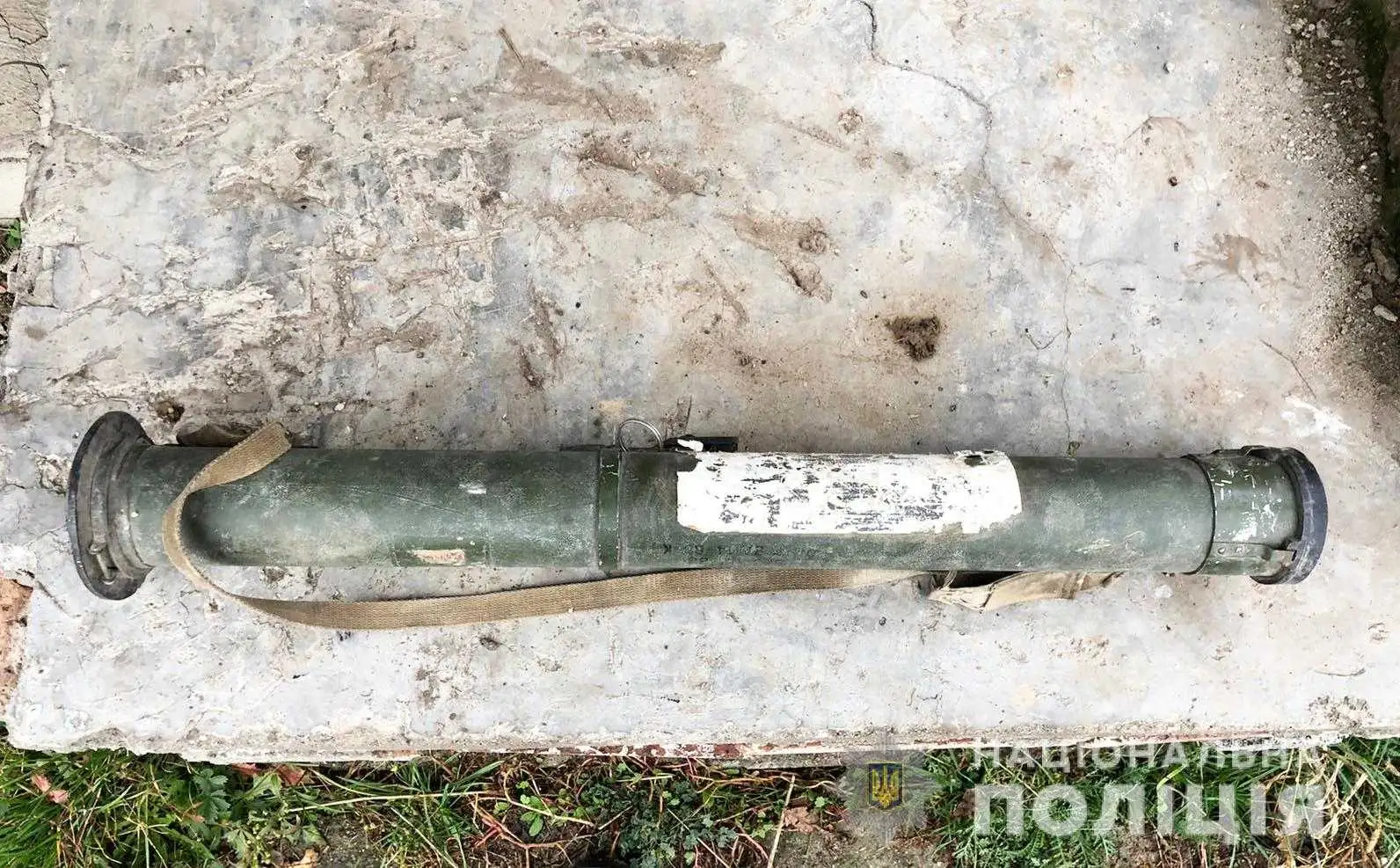 На Кіровоградщині поліцейські вилучили у чоловіка гранатомет фото 1