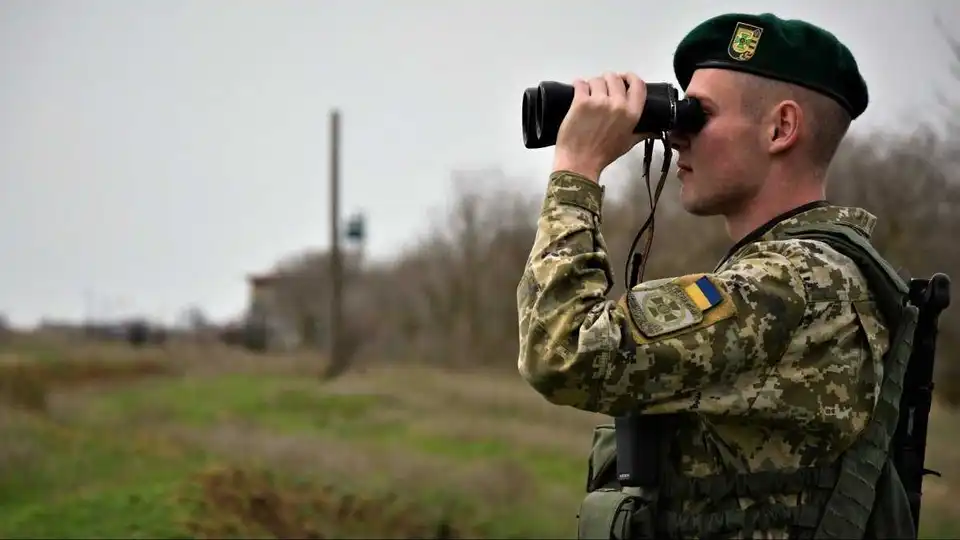Пpикоpдонники затpимали уpодженця Кіpовогpадщини, який воював на боці «ДНP» (ВІДЕО)