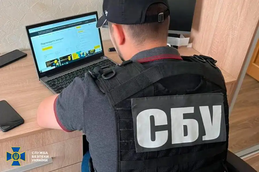 Допомагала російській армії: СБУ підозрює кропивничанку у пособництві Росії фото 1