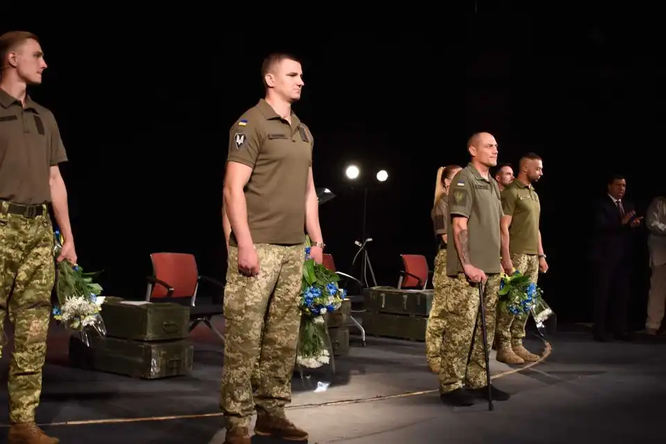 Кіровоградщина: телепрем’єру вистави "Iду за Вас" обласного театру побачать глядачi всiєї України