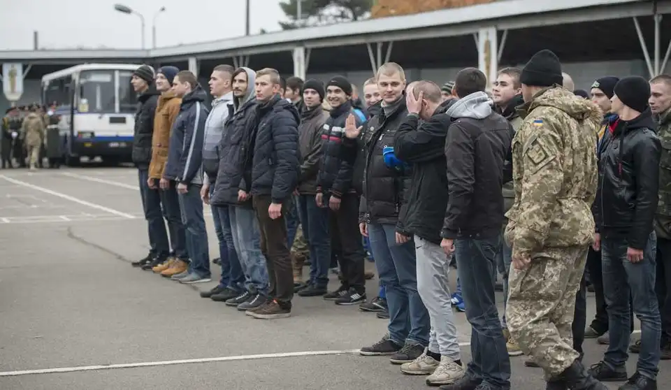 У Кропивницькому розповіли про особливості весняної призовної кампанії до лав ЗСУ фото 1