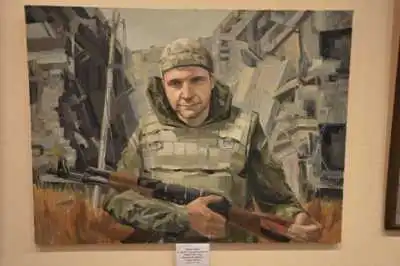 В Кропивницькому виставили полотна білорусів, присвячені війні на Сході України (ФОТО)