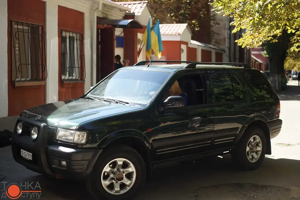 Військовим 3-го полку спецпризначення у Кропивницькому подарували позашляховик із Швейцарії (ФОТО) фото 1