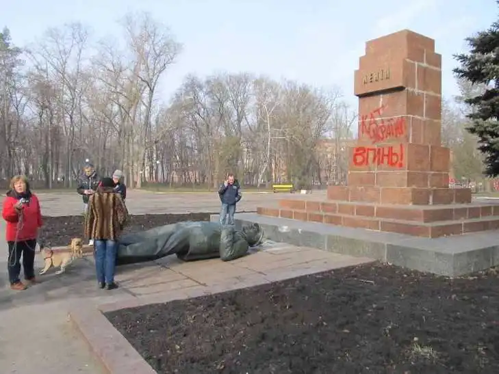 У Кіровограді розшукують зниклого Леніна фото 1