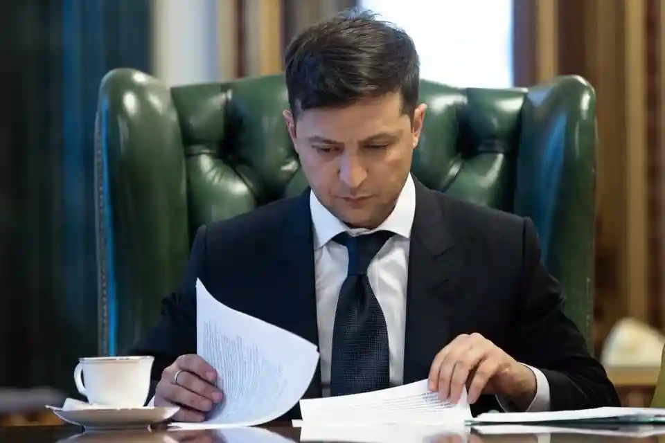 Зеленський подав до Веpховної Pади закон пpо імпічмент фото 1