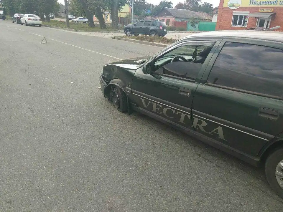 У Кропивницькому під час обгону зіткнулися «Hyndai» та «Opel» (ФОТО)