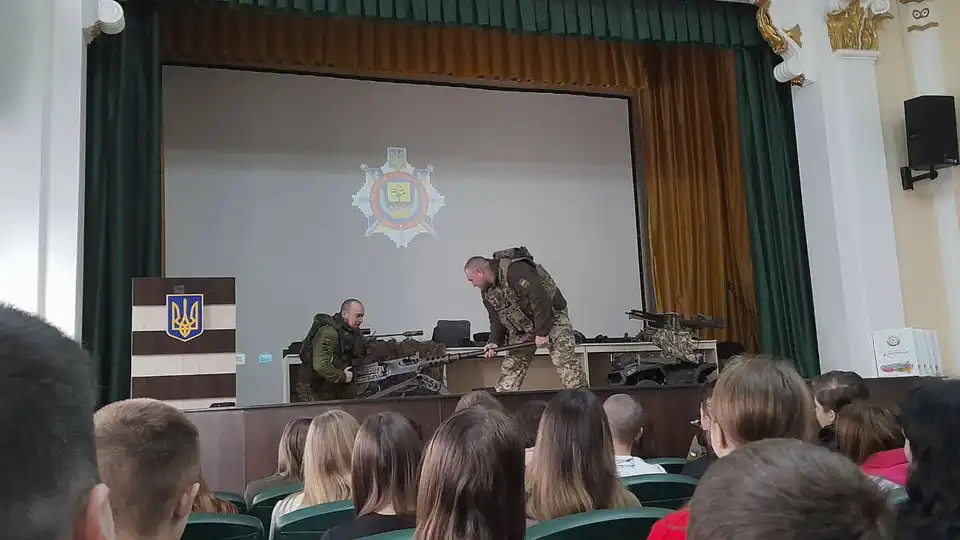 Військові діляться досвідом зі студентами