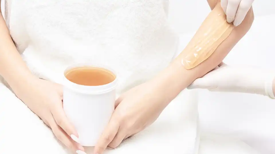 Шугаринг: секрет гладкої шкіри