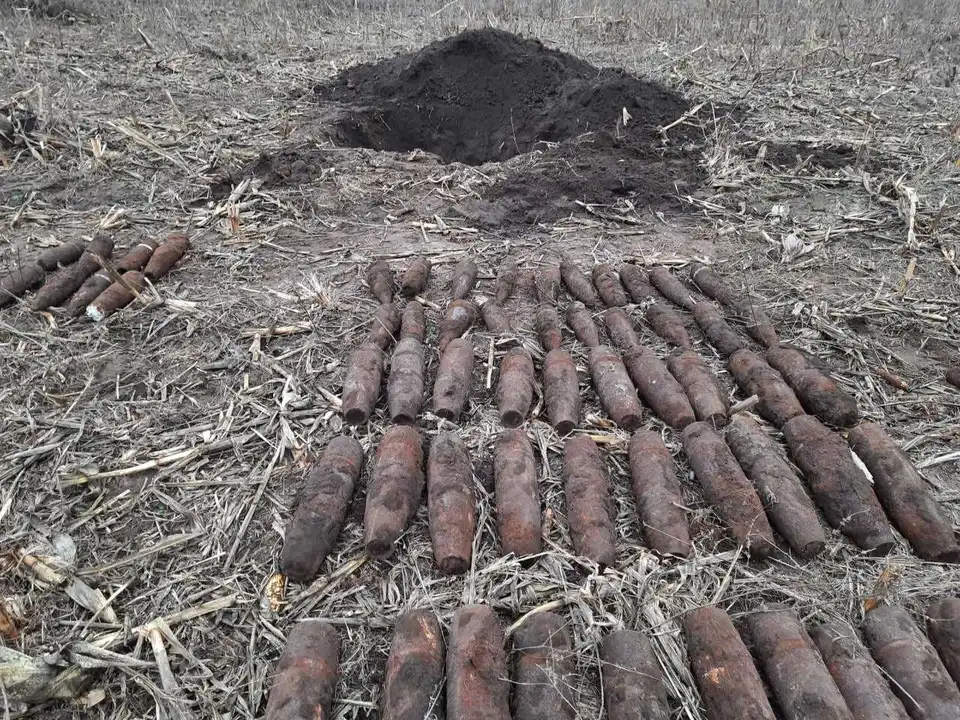 В одному з районів на Кіровоградщині знайшли 123 боєприпаси часів Другої світової війни