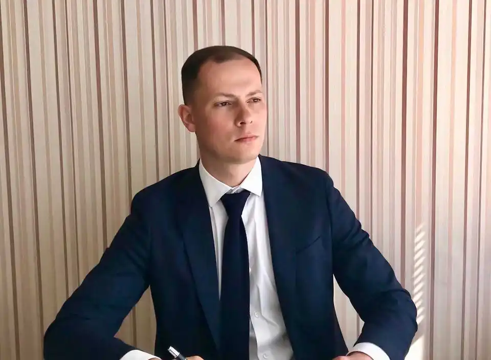Президент звільнив голову Долинської райдержадміністрації фото 1