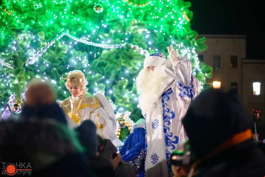 "Дитина року" та півсотні Миколайчиків: як відкриватимуть ялинку в Кропивницькому