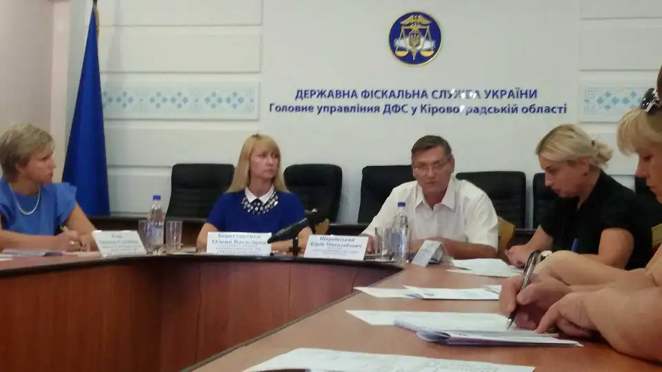 На Кіровоградщині середня зарплата зросла до 6300 гривень фото 1
