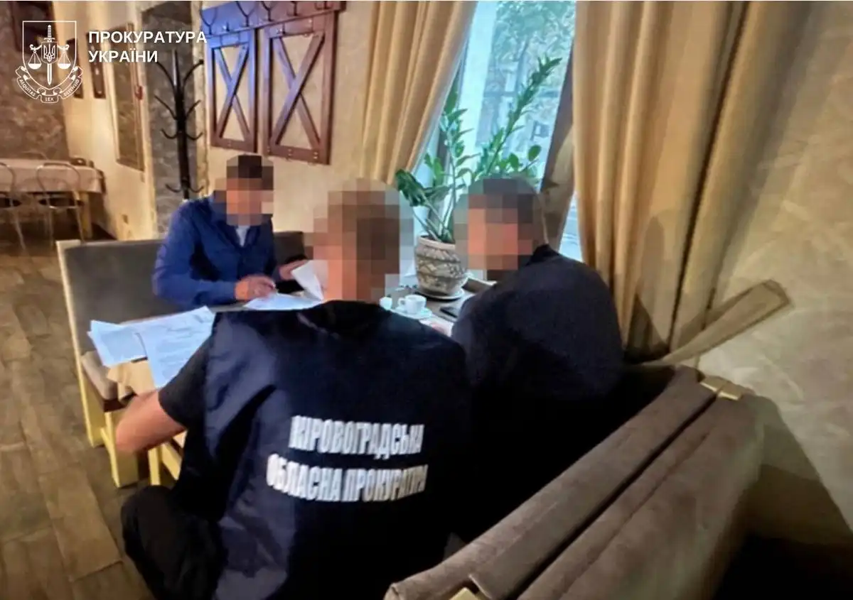 Заволодіння землею на Кіровоградщині: підозрюють ексголову РДА
