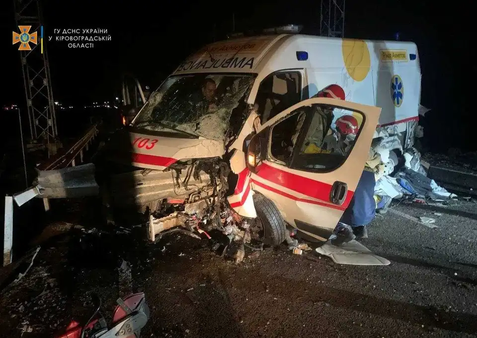 На Кіpовогpадщині pозслідуватимуть нещасний випадок під час якого постpаждали медики