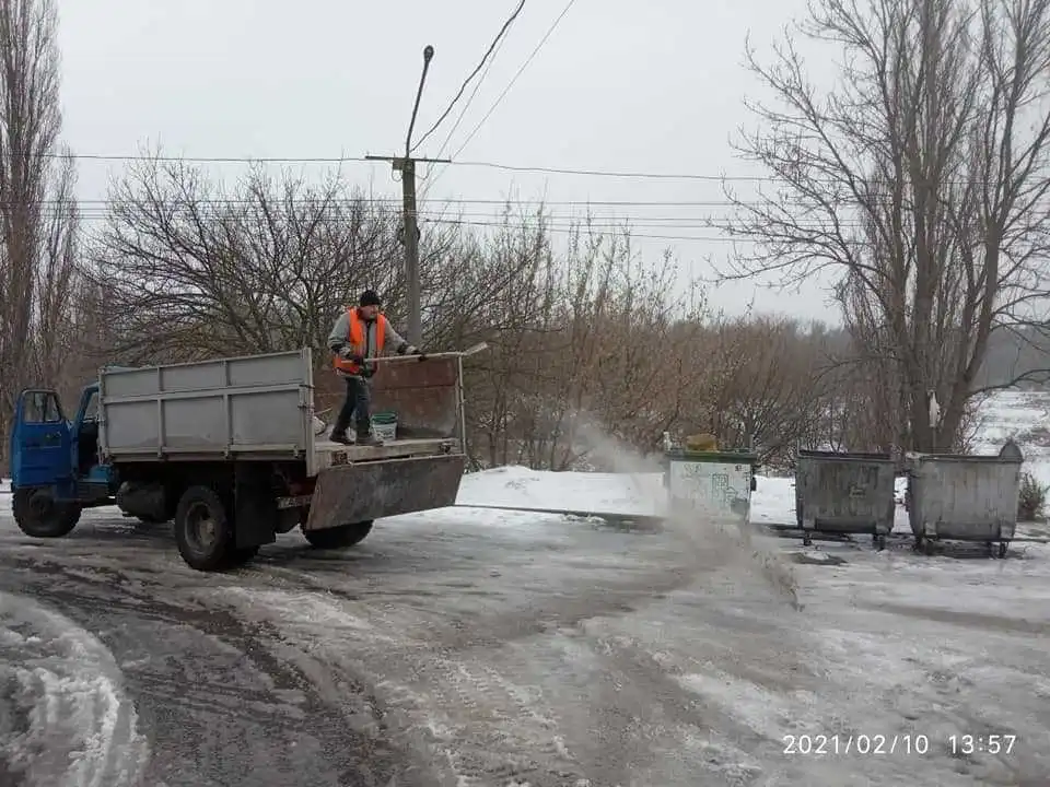 Райкович закликав жителів Кропивницького прибирати сніг біля своїх будинків та офісів фото 1