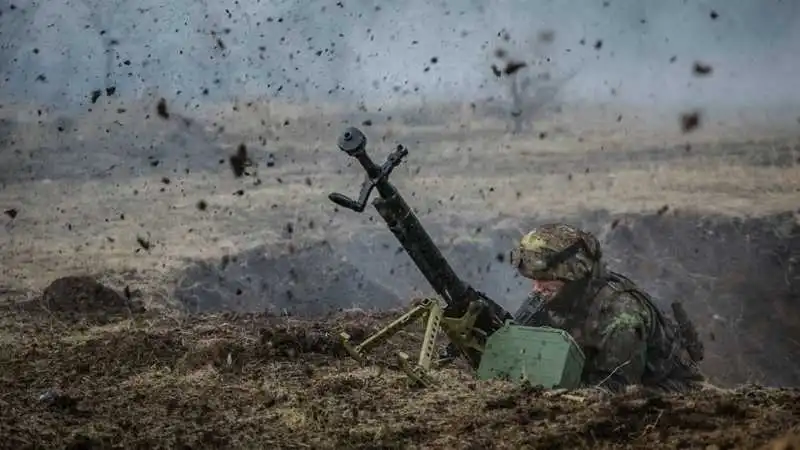 Позиції ЗСУ в зоні АТО витримали серію обстрілів із забороненої зброї (ВІДЕО)