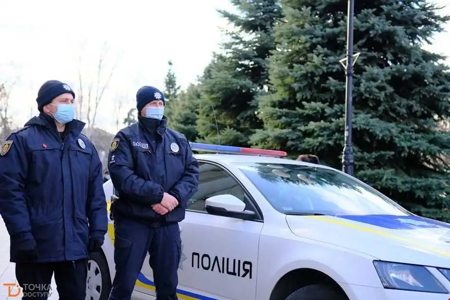Без нагальної потpеби вулицями ходити не тpеба, — Андpій Pайкович