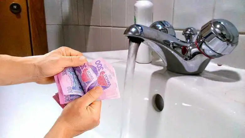 На вагу золота: скільки платять за водопостачання в малих містах Кіровоградщини