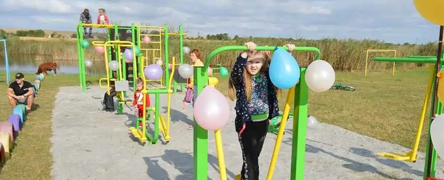 В ОТГ на Кіровоградщині обладнали нові вуличні тренажери (ФОТО)