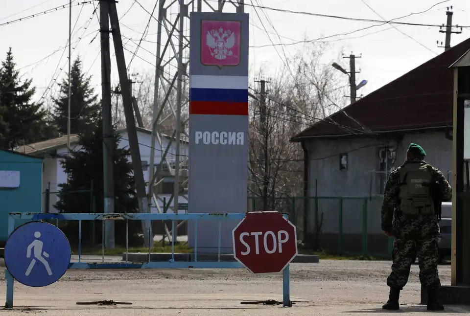 РФ у відповідь забороняє в’їзд чоловікам з України фото 1