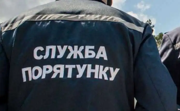 На Кіровоградщині врятували непритомну пенсіонерку, замкнену в квартирі