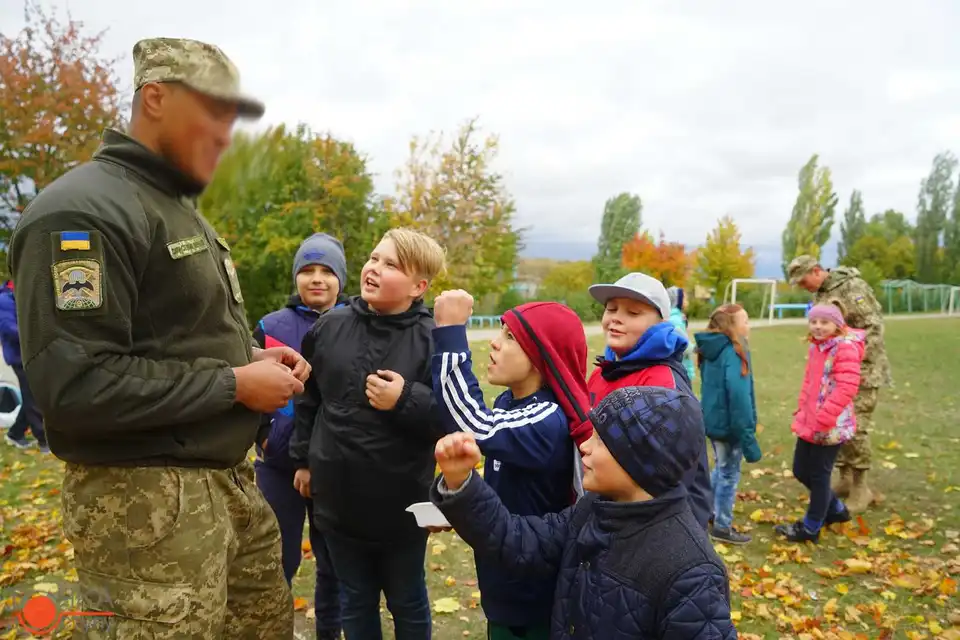 День захисника на Новому: каша vs куліш та козацькі забави (ФОТО) фото 1