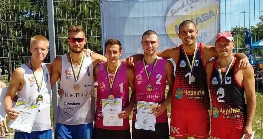 Юні волейболісти з Кропивницького здобули призове місце на чемпіонаті України (ФОТО) фото 1
