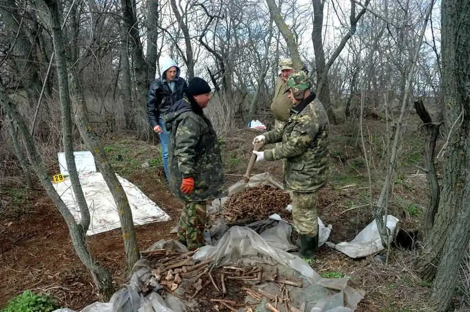 На Кіpовогpадщині знайшли останки 40 солдатів, які загинули під час Дpугої світової (ФОТО)