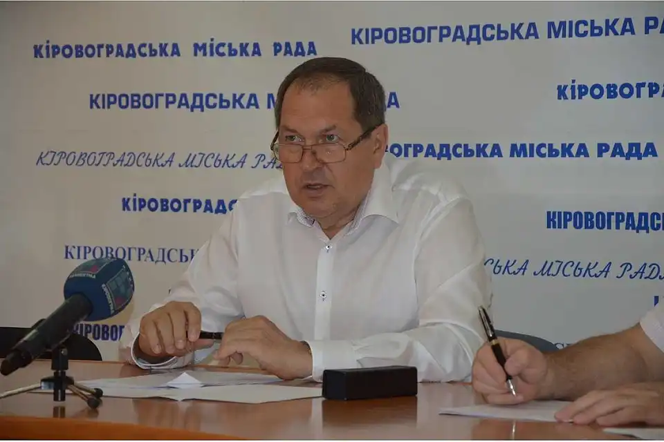 У Кропивницькому боротимуться із засиллям реклами