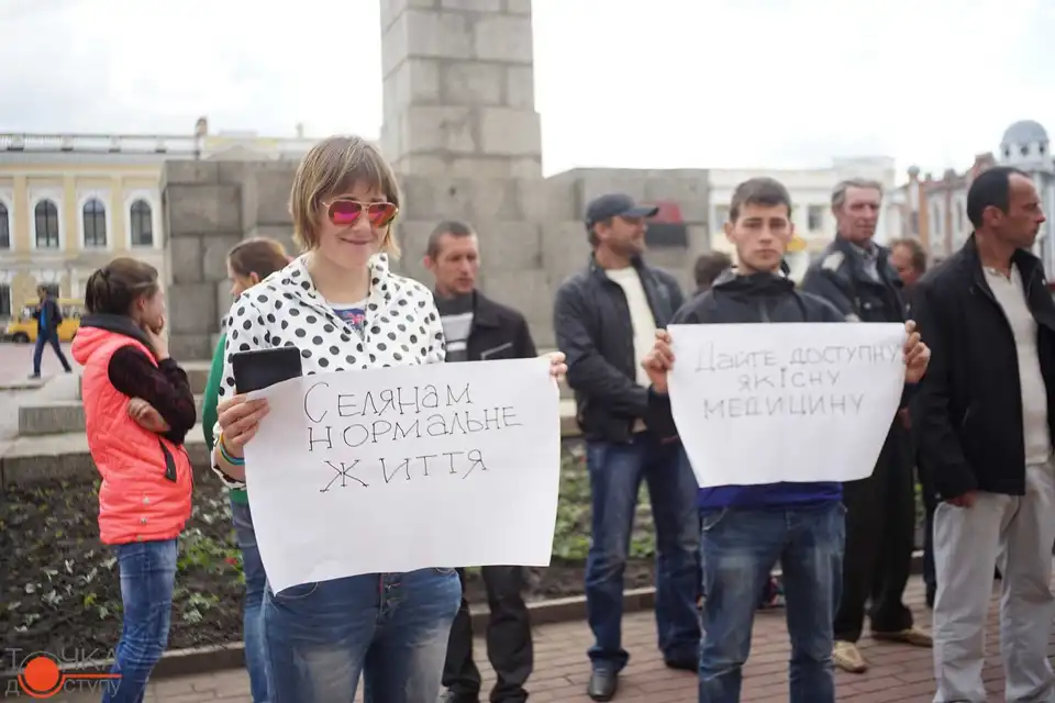 В сподіванні на краще життя: Кіровоградську облраду пікетували розгнівані селяни (ФОТО) фото 1