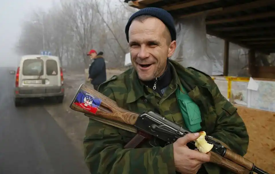 Подвійна окупація: «ЛДНР» віджимають «переселенці» з Росії фото 1