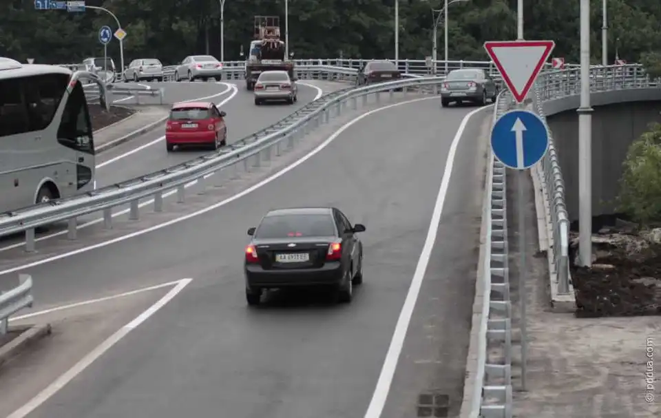 Дороги Кіровоградщини потерпають від мародерів фото 1