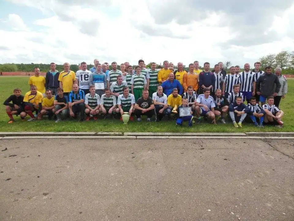 На Кіровоградщині на честь бомбардира-шахтаря, що загинув в АТО, провели футбольний турнір (ФОТО) фото 1