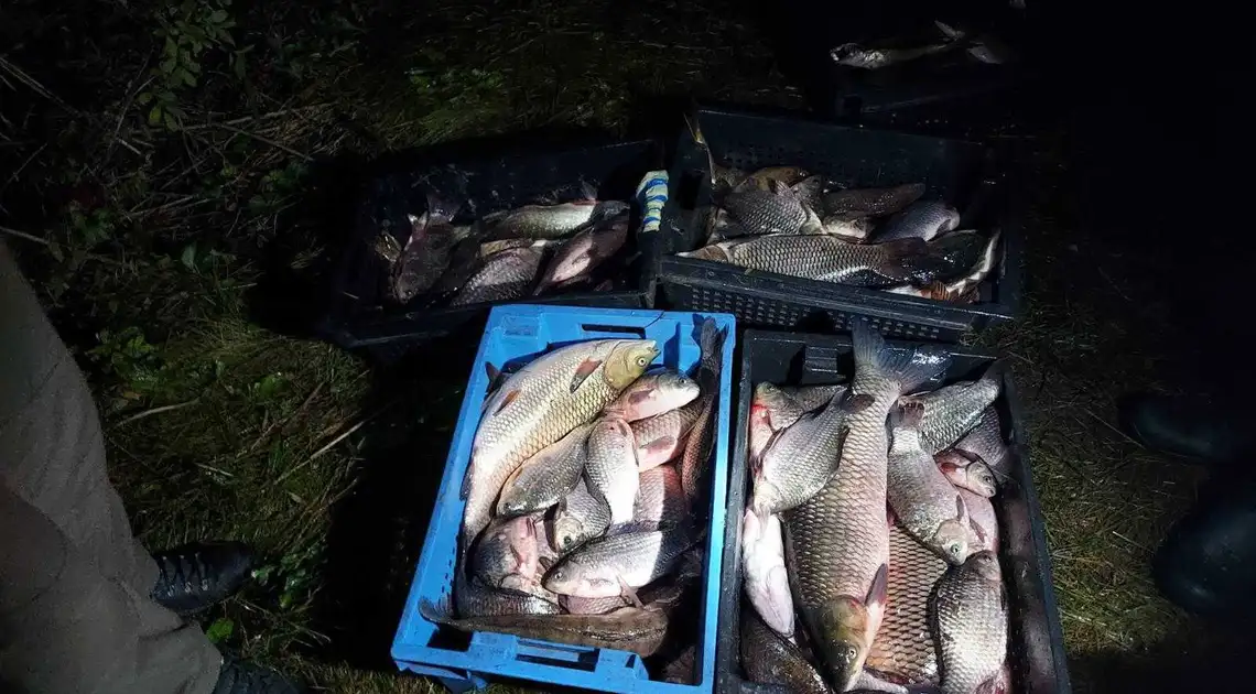 На Кiровоградщинi затримали браконьєрiв, якi наловили риби на 19 тисяч гривень (ФОТО) фото 1