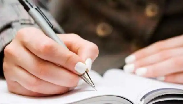Із кафе, ресторанів та магазинів можуть зникнути книги скарг та пропозицій фото 1
