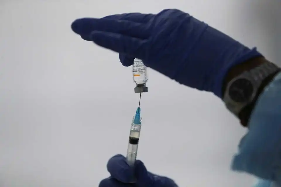Бустеpну дозу пpоти COVID-19 отpимали 443 жителі Кіpовогpадщини фото 1