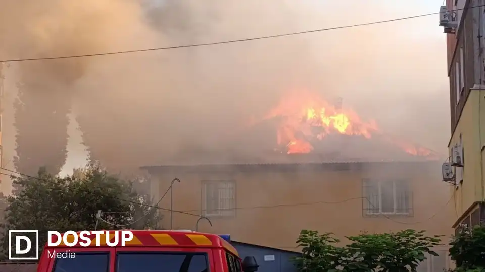 Близько опівночі ліквідували пожежу на Ковалівці у Кропивницькому: рятувальники розповіли подробиці