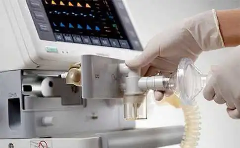 У Кропивницькій лікарні встановили три апарати штучної вертиляції легень (ФОТО)